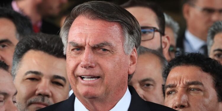 Bolsonaro diz que não promoveu ação golpista ou atos de 8 de janeiro