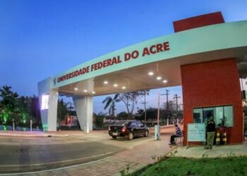 Ufac anuncia concurso público com 40 vagas para professor efetivo; saiba mais