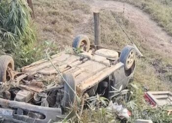 Seis pessoas ficam feridas em capotamento na zona rural de Brasiléia