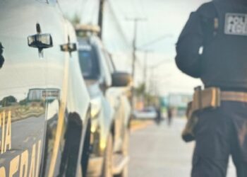 Operação para combater invasões de terras e desmatamento ilegal na Reserva Extrativista Chico Mendes é deflagrada