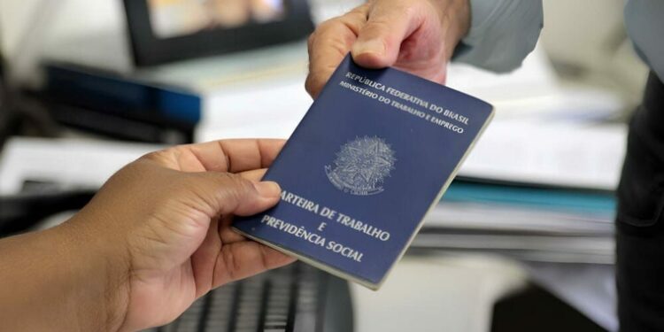 Oportunidades de emprego: Sine Acre disponibiliza 95 vagas nesta segunda-feira; confira