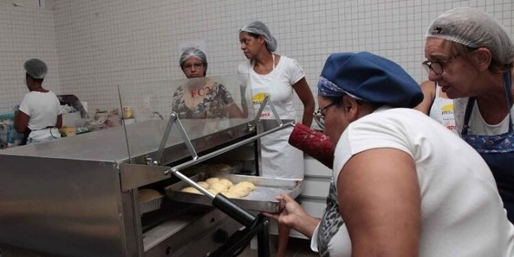 Confira painel de vagas do Sine Acre com 90 vagas nesta quarta-feira