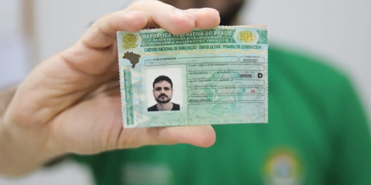 Selecionado na CNH Social? Confira lista do Detran/AC e veja próximos passos