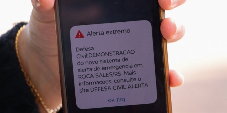 Quatro cidades do Acre passam a receber alertas de desastres naturais no celular