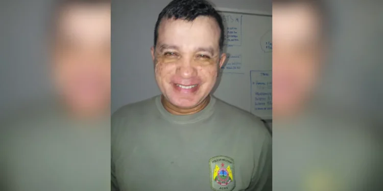 Tenente da PM suspeito de matar esposa se entrega à polícia e deve passar por audiência de custódia ainda hoje