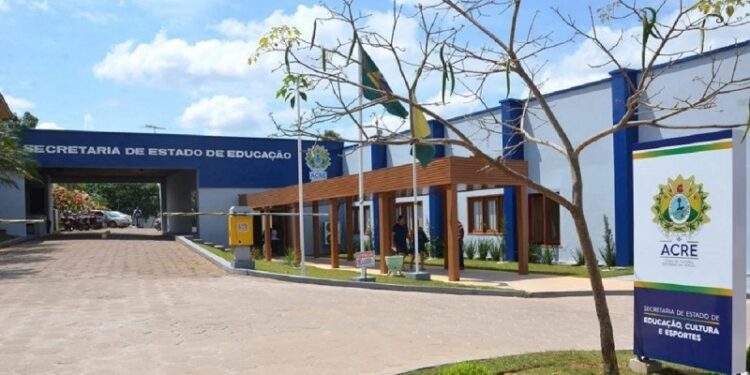 Acre divulga resultado final das provas objetivas e discursivas do concurso da Educação