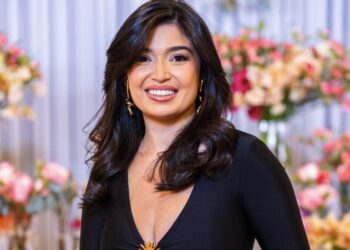 “Happy birthday”  Eva Luisa Evangelista