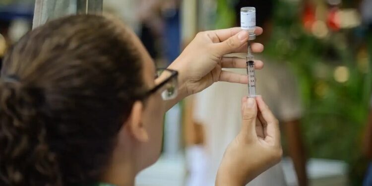 Dez estados registram aumento de casos de síndrome respiratória grave