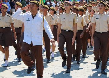 Colégio Militar Estadual Tiradentes abre processo seletivo para ingresso no 6º ano em 2026