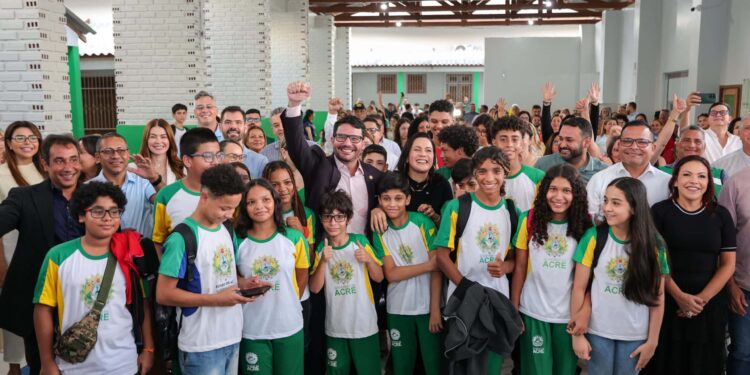 Pesquisa revela alto consumo de álcool entre adolescentes; programas no AC investem em prevenção nas escolas