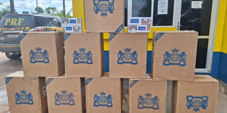 PRF apreende 5 mil maços de cigarros contrabandeados em Senador Guiomard/AC