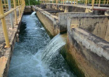 Saerb atualiza situação da água em Rio Branco e explica redução temporária na produção por causa da turbidez do rio