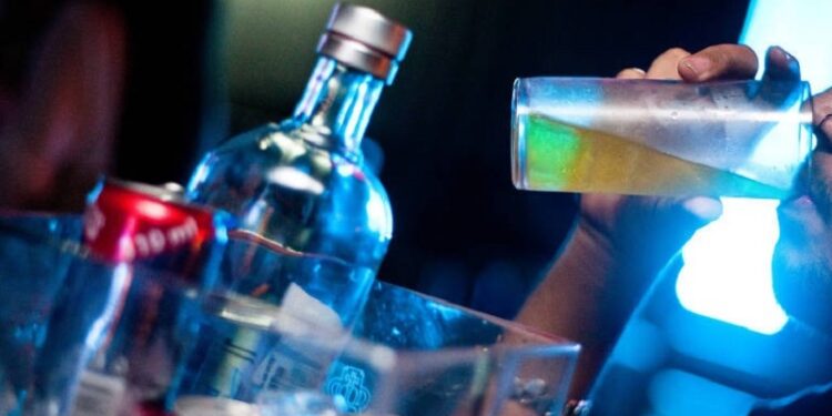 Acre intensifica ações preventivas diante de casos de bebidas com metanol  no país