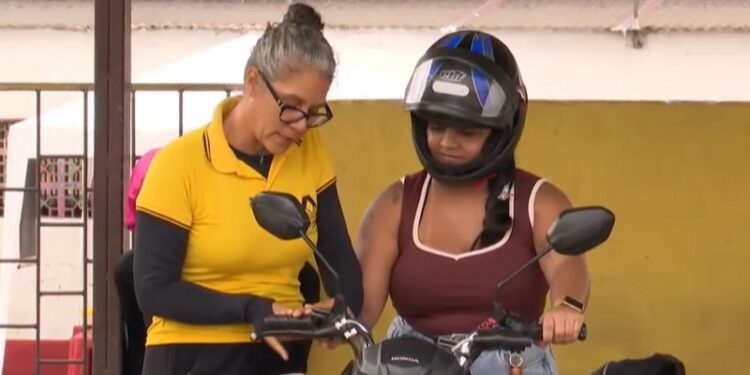 Governo Federal abre consulta pública para flexibilizar regras da CNH e reduzir custos