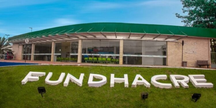 Paciente de Rondônia é transferida em estado grave para Rio Branco com suspeita de intoxicação por metanol