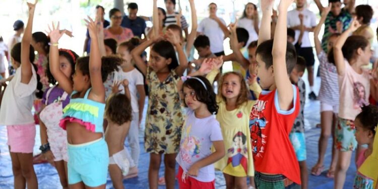 “Um Brinquedo, Mil Sorrisos”: TV Gazeta e Amigos Solidários arrecadam mais de 2,5 mil brinquedos durante projeto