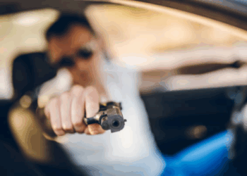 Policial militar é condenado após atirar contra carro durante discussão no trânsito em Tarauacá