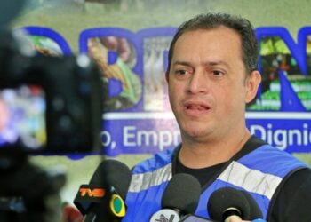 Presidente do Saerb explica redução na vazão e diz que água turva é resultado da lama trazida pelo Riozinho do Rola