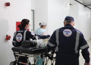 Bebê do Acre diagnosticado com cardiopatia grave é transferido para tratamento especializado em São Paulo