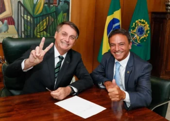Bittar reage à prisão de Bolsonaro e volta a exaltar ex-presidente: “Tenho gratidão. Ele não deixou o Acre na mão”