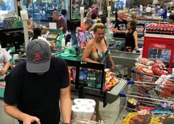 Mercado financeiro reduz previsão da inflação para 4,55% no Brasil