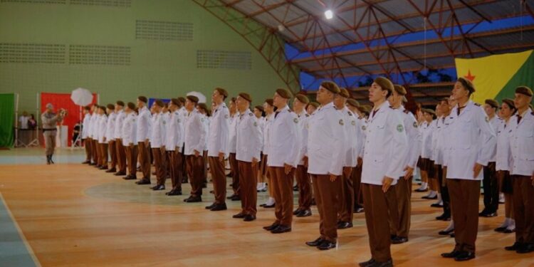 Lista de aprovados para segunda fase do processo seletivo do Colégio Militar Tiradentes é divulgada; confira nomes