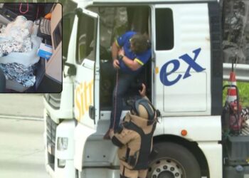 Caminhoneiro que saiu do Acre é feito refém com falsa bomba em carreta no Rodoanel, em São Paulo