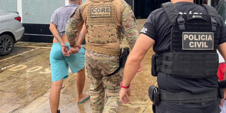 Operação Olho de Hórus: Polícia Civil cumpre mandados e apreende motocicleta em Senador Guiomard