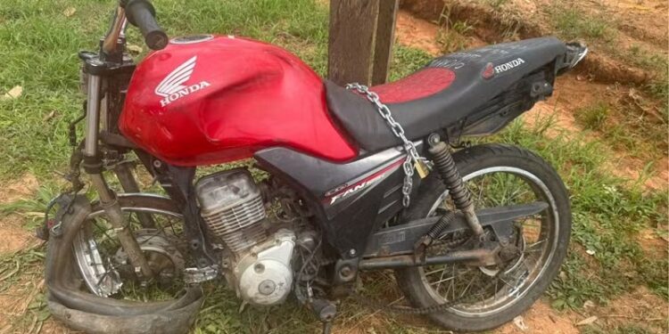 Moto de árbitro morto em acidente é devolvida após furto em Porto Acre