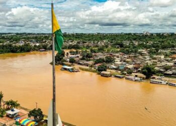 Nível do Rio Acre chega a 15,32 metros e mantém mais de 360 pessoas em abrigos em Rio Branco