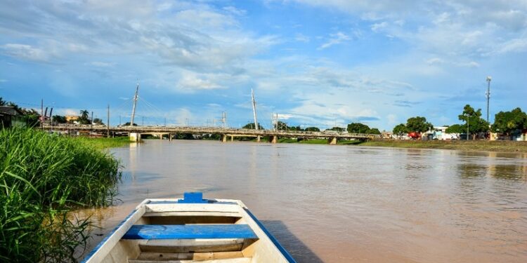 Rio Acre permanece acima da cota de transbordo e mantém cenário de alerta em Rio Branco