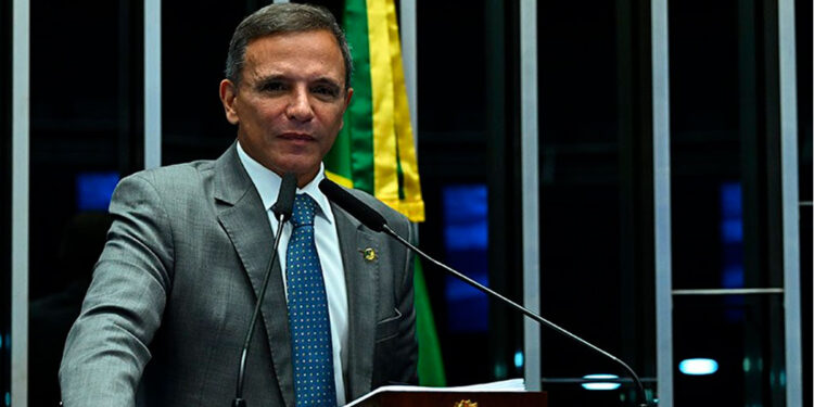 Márcio Bittar critica ministros do STF e cita suposta viagem de Dias Toffoli em avião ligado a investigado