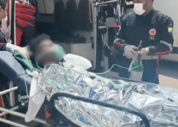 Tentativa de furto em galpão termina com jovem ferido por descarga elétrica