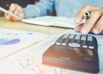 Como se organizar e criar bases financeiras para o ano