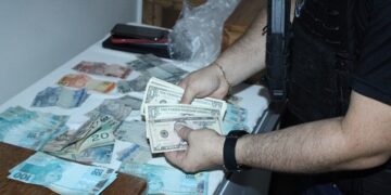 Polícia Civil cumpre novos mandados contra esquema de desvio de medicamentos no Acre