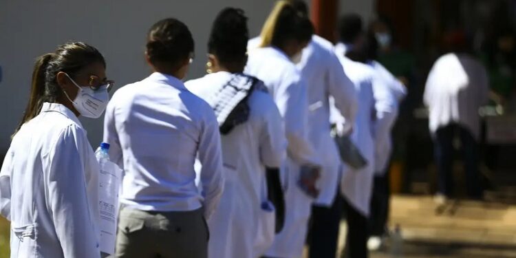 Enamed: Veja cursos de medicina que terão sanções por desempenho ruim