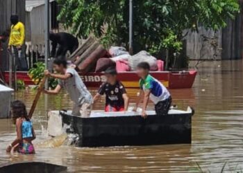 Cheias dos rios Acre e Iaco levam Epitaciolândia e Sena Madureira a decretar situação de emergência nesta sexta