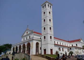 Feriadão em Rio Branco: veja o que abre e o que fecha nos dias do Católico e do Evangélico