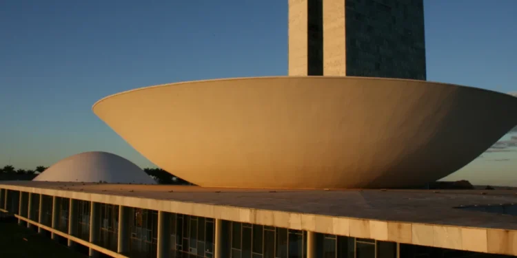 Bancada do Acre não destina emendas individuais para ações ambientais no Orçamento de 2026