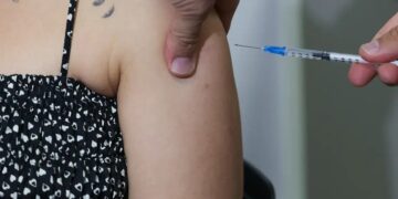 Anvisa indica vacina contra o HPV para prevenir mais tipos de câncer