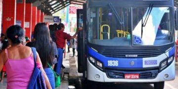 Paralisação de motoristas nesta terça-feira provoca transtornos no Terminal Urbano de Rio Branco