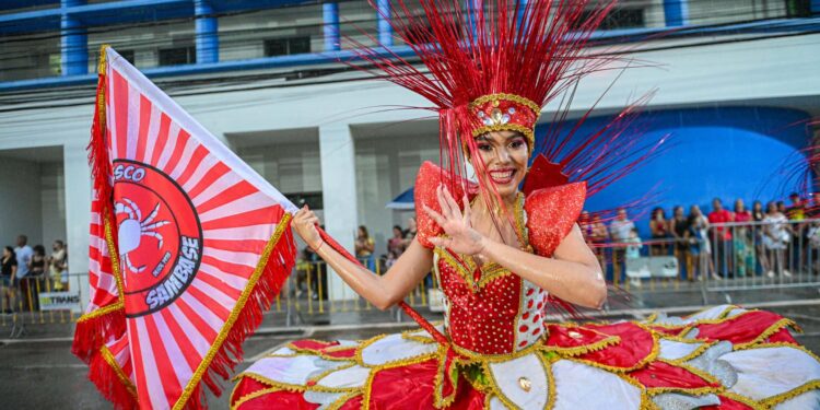 Com quase 50 anos, Sambase reforça tradição e mira novo título no Carnaval de Rio Branco