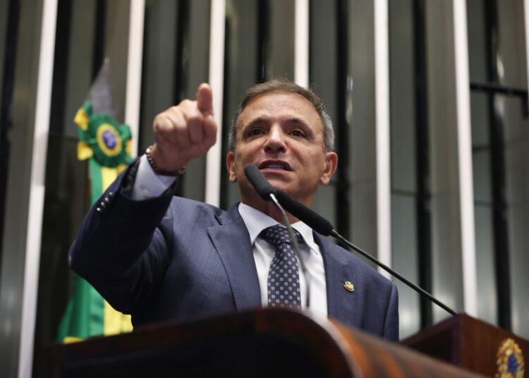 “Maior calote financeiro da história do Brasil”, diz Marcio Bittar sobre escândalo envolvendo o Banco Master