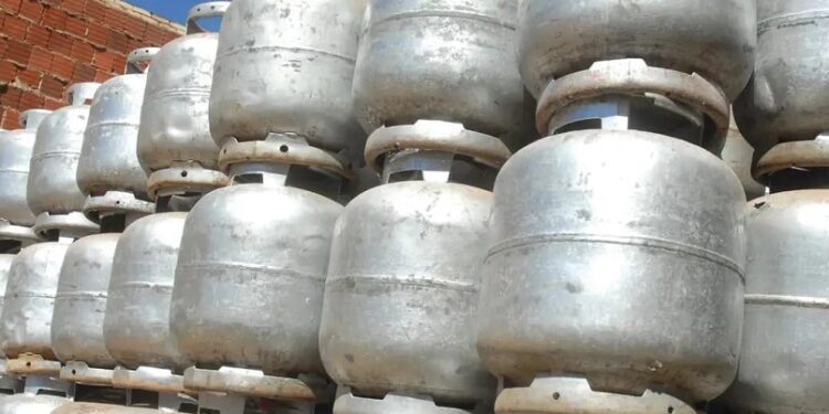 Gás do Povo: benefício de vale-recarga começa a ser disponibilizado