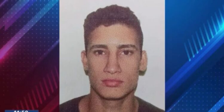 Jovem de 26 anos é morto a tiros no terreno de casa em Mâncio Lima