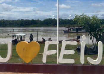 Chuvas intensas elevam o nível do Rio Envira e Defesa Civil mantém alerta em Feijó