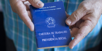 Sine Acre oferta 215 vagas de emprego nesta terça-feira (24); confira painel