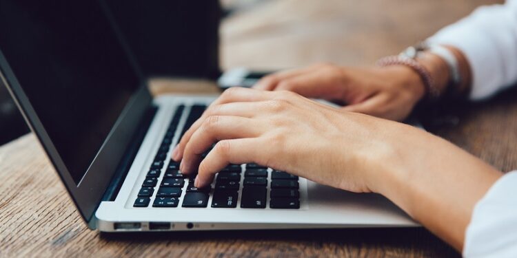 Senac anuncia vagas no Acre com salários de até R$ 5 mil