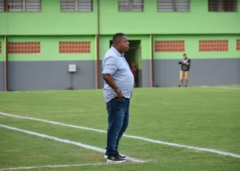Após rescisão, técnico do Vasco-AC diz que patrocínio do Arasuper “não pagava nem a comida”