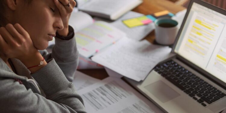 Cuidar das pessoas é cuidar dos resultados: o alerta sobre o Burnout